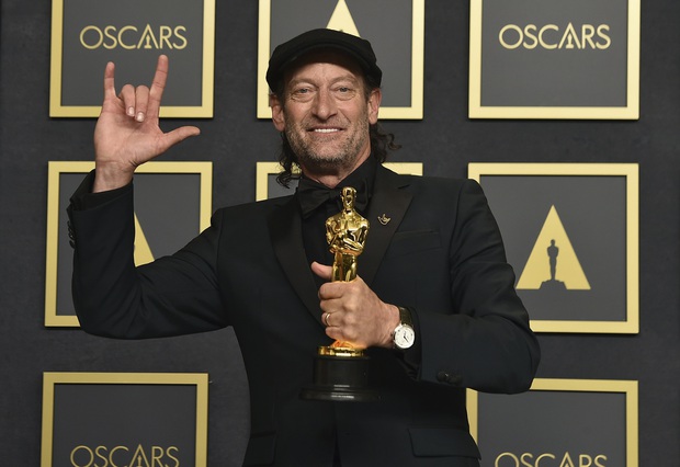 Tạm gác drama qua một bên để chúc mừng phim đỉnh nhất Oscar 2022, chiến thắng toàn tập nhờ 1 điều chưa từng có trong lịch sử - Ảnh 5.