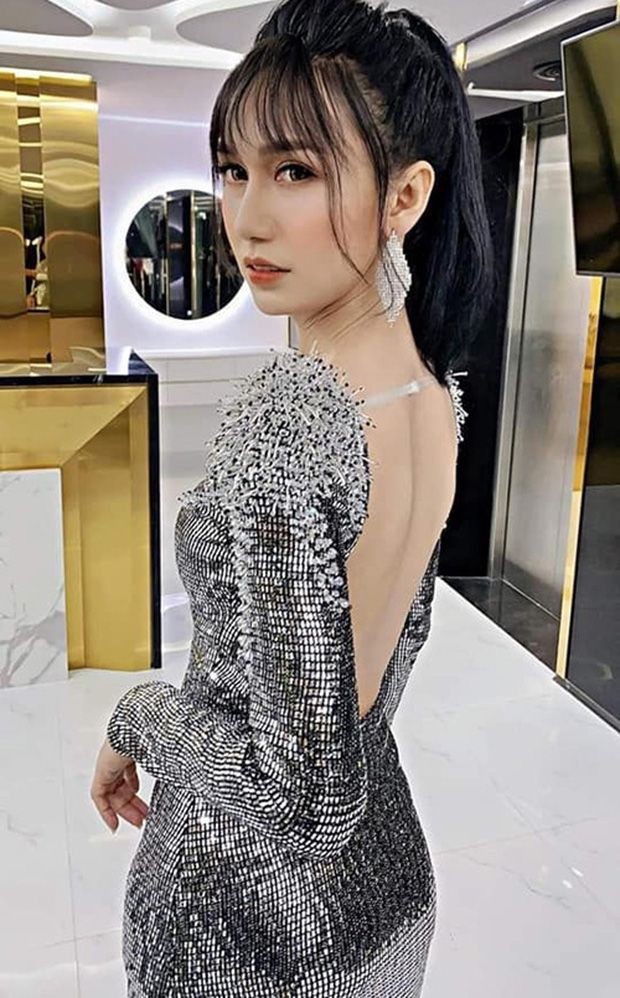 Lynk Lee tự cosplay chính mình cách đây 4 năm, màn lột xác ngỡ ngàng không phải ai cũng theo được - Ảnh 13. Lynk Lee tự cosplay chính mình cách đây 4 năm, màn lột xác ngỡ ngàng không phải ai cũng theo được - Ảnh 13.