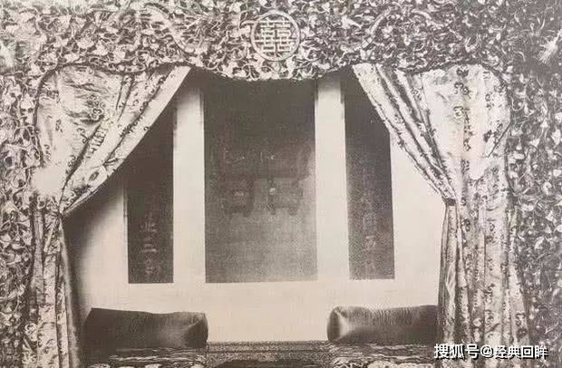 Rare set of wedding photos of the last Chinese emperor: The ultimate spiritual family, there is an object in the wedding room that surprises posterity - Photo 12.