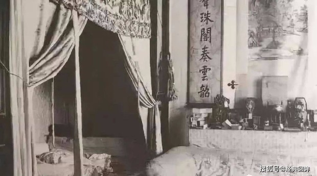 Rare set of wedding photos of the last Chinese emperor: The ultimate spiritual family, there is an object in the wedding room that surprises posterity - Photo 7.
