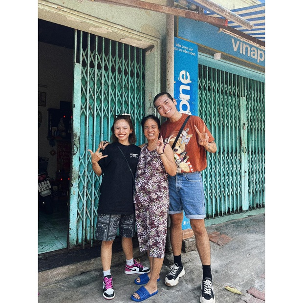 Ét ô ét giải cứu bạn thân BB Trần: Ngã sõng soài trên sàn nhà và va đập mạnh, tình trạng ra sao? - Ảnh 7. Ét ô ét giải cứu bạn thân BB Trần: Ngã sõng soài trên sàn nhà và va đập mạnh, tình trạng ra sao? - Ảnh 7.