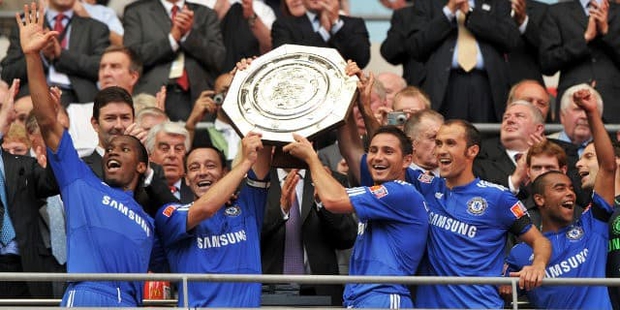 Đốt hơn 60 nghìn tỷ đồng để biến Chelsea thành ông lớn, đây là 21 thành tựu của tỷ phú người Nga mê bóng đá Abramovich - Ảnh 8. Đốt hơn 60 nghìn tỷ đồng để biến Chelsea thành ông lớn, đây là 21 thành tựu của tỷ phú người Nga mê bóng đá Abramovich - Ảnh 8.