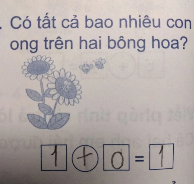 Đỉnh cao thông minh: Cậu nhóc lớp 1 chỉ em gái cách viết chữ A không hề có trong SGK, xem xong đến người lớn cũng phải bái phục - Ảnh 2. Đỉnh cao thông minh: Cậu nhóc lớp 1 chỉ em gái cách viết chữ A không hề có trong SGK, xem xong đến người lớn cũng phải bái phục - Ảnh 2.