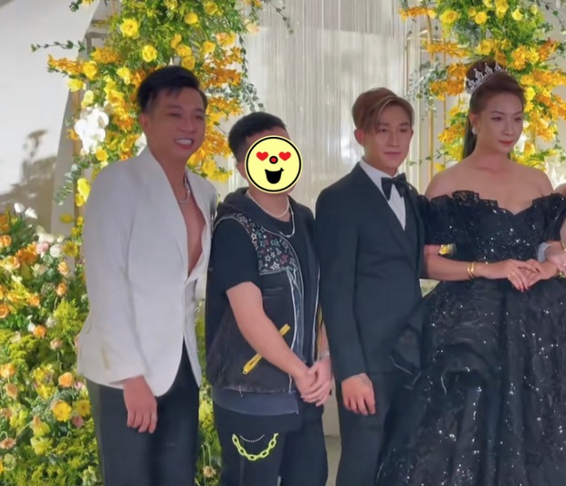 Dàn sao dự đám cưới cựu thành viên HKT: Khánh Đơn bế con đi tiệc, tại sao TiTi vắng mặt?  - Ảnh 3.