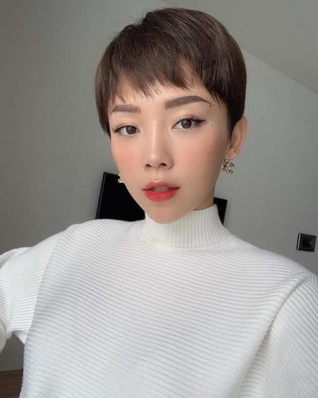 Tóc Tiên từng nói về vụ việc của Trương Hồ Phương Nga: Tôi chỉ thấy đáng buồn khi 1 số người tung hô lên thành anh hùng - Ảnh 4. Tóc Tiên từng nói về vụ việc của Trương Hồ Phương Nga: Tôi chỉ thấy đáng buồn khi 1 số người tung hô lên thành anh hùng - Ảnh 4.