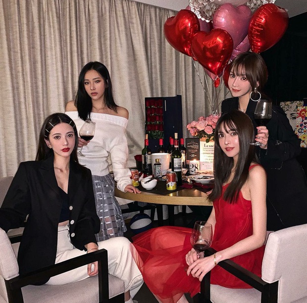 Nữ sinh viên bị sưng tấy, viêm nhiễm vùng kín chỉ vì tự mua thuốc làm hồng sau khi bạn trai chê bai, chuyên gia mách nhỏ 4 mẹo cải thiện màu sắc “cô bé” - Ảnh 1. Nữ sinh viên bị sưng tấy, viêm nhiễm vùng kín chỉ vì tự mua thuốc làm hồng sau khi bạn trai chê bai, chuyên gia mách nhỏ 4 mẹo cải thiện màu sắc “cô bé” - Ảnh 1.