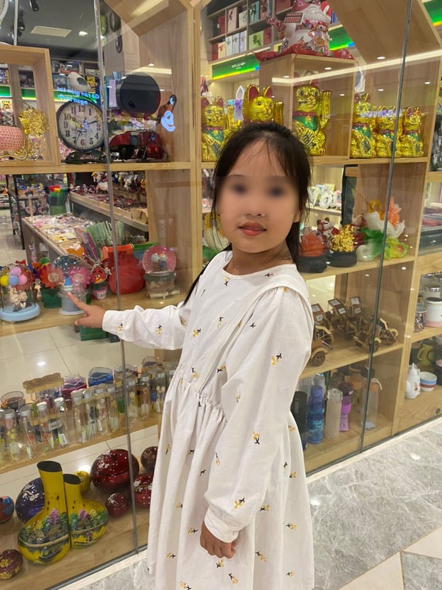 Mẹ đơn thân thỉnh cầu làm ảnh thờ cho con gái qua đời sau 6 lần mổ não - Ảnh 4.