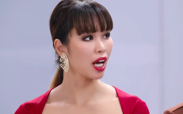 Khoảnh khắc gây bão MXH: Hà Anh lên lớp Xuân Lan - Võ Hoàng Yến - Hương Giang khiến 3 chị đại sượng trân! - Ảnh 1. Khoảnh khắc gây bão MXH: Hà Anh lên lớp Xuân Lan - Võ Hoàng Yến - Hương Giang khiến 3 chị đại sượng trân! - Ảnh 1.