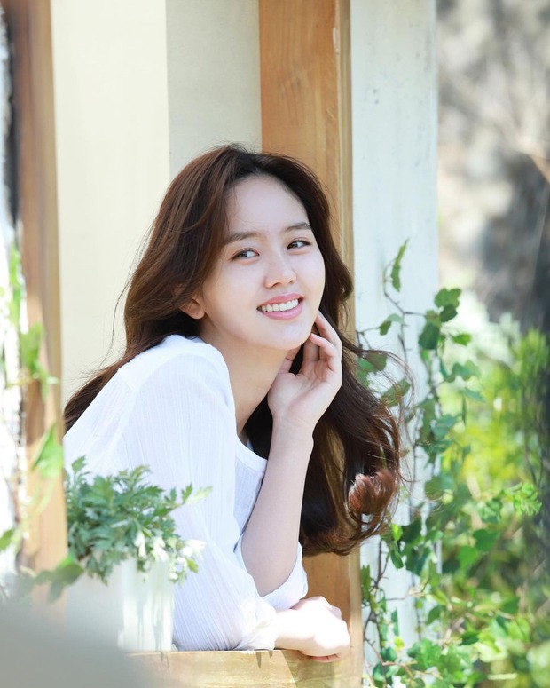 Triệu người chọn nữ diễn viên xinh đẹp nhất xứ Hàn: Jisoo vừa debut đã vọt lên cho Son Ye Jin - Song Hye Kyo “ngửi khói”? - Ảnh 6. Triệu người chọn nữ diễn viên xinh đẹp nhất xứ Hàn: Jisoo vừa debut đã vọt lên cho Son Ye Jin - Song Hye Kyo “ngửi khói”? - Ảnh 6.