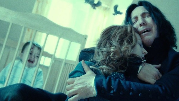 5 cú twist sốc xỉu nhất Harry Potter: Vợ nam chính bị Voldemort lợi dụng vẫn chưa đau lòng bằng chuyện tình giáo sư Snape - Ảnh 8.