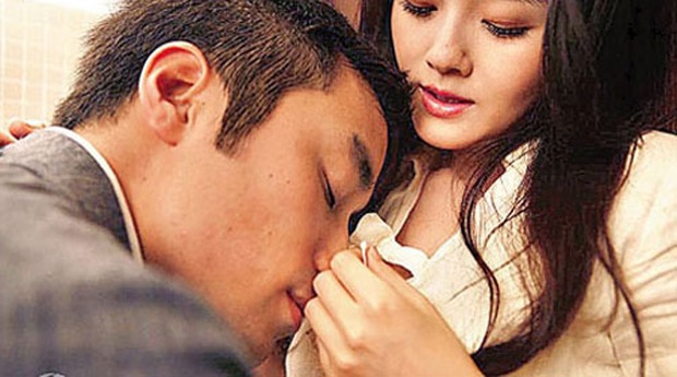 Muốn xỉu với loạt cảnh nóng của Từ Hy Viên (Vườn Sao Băng): Bạo liệt đến mức mẹ chồng tức điên, bị tin tặc đánh cắp tung lên mạng? - Ảnh 2. Muốn xỉu với loạt cảnh nóng của Từ Hy Viên (Vườn Sao Băng): Bạo liệt đến mức mẹ chồng tức điên, bị tin tặc đánh cắp tung lên mạng? - Ảnh 2.