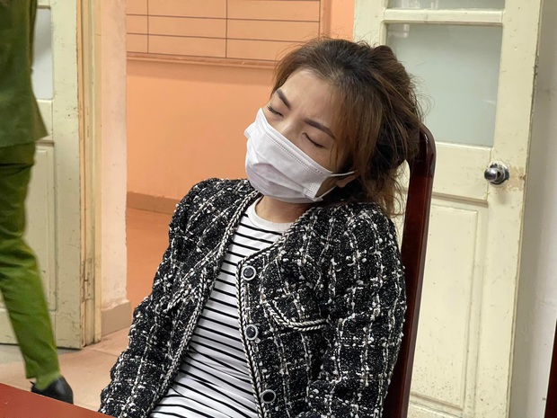 Vạch trần sự gian dối của nữ nghi phạm đốէ Nh.à trọ kh.iển 6 người thương vong: Vờ mang thai để níu kéo tình cảm - Ảnh 2.