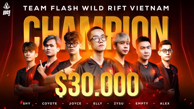 Elly và Team Flash hủy diệt Cerberus Esports để lên ngôi vô địch WCS 2022, rinh giải thưởng 600 triệu đồng - Ảnh 1.