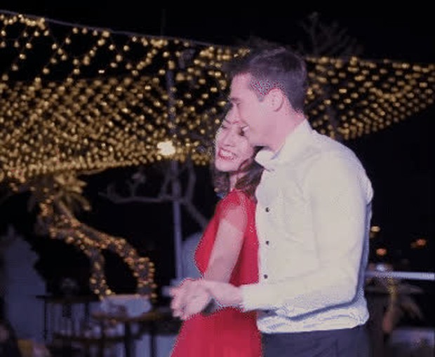 Netizen regrets watching the clip Hoang Oanh dances with her ex-husband on the background of earnest love songs at the wedding - Photo 3.
