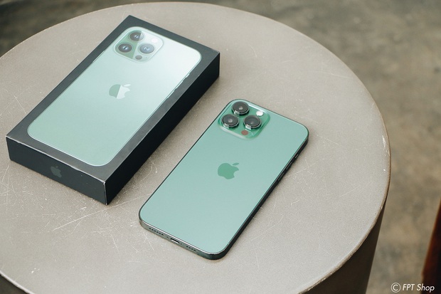 Đại lý chính hãng đồng loạt mở bán iPhone 13 Series xanh lá tại Việt Nam, iPhone 13 Pro Max chiếm đến 80%! - Ảnh 8.