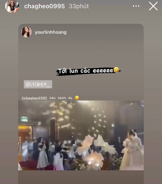 Bạn gái Đình Trọng bắt được hoa cưới của vợ Thành Chung, sẵn sàng làm cô dâu - Ảnh 1. Bạn gái Đình Trọng bắt được hoa cưới của vợ Thành Chung, sẵn sàng làm cô dâu - Ảnh 1.