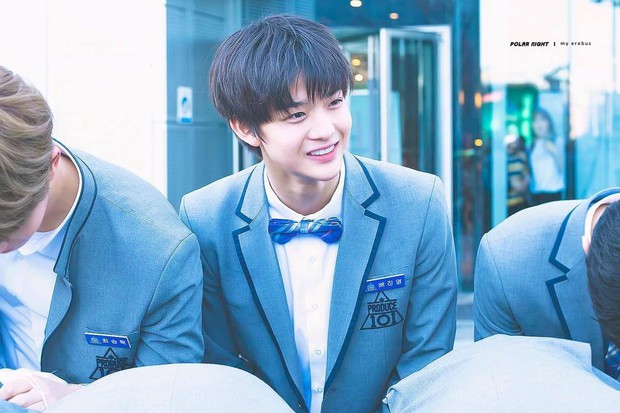 Màn lột xác ối giời ơi nhất của cựu thành viên Wanna One: Thư sinh năm nào nay trở thành tóc đỏ cơ bắp xăm trổ cực ngầu! - Ảnh 5.