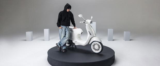  Công bố giá bán của Vespa Sprint phiên bản Justin Bieber, giá có chát như Vespa 946 Christian Dior hay không? - Ảnh 4.