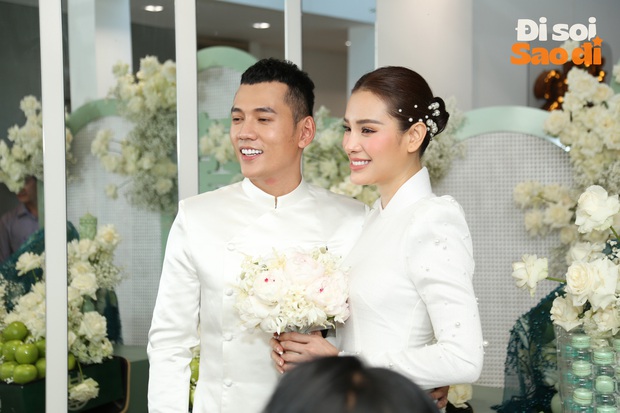 Sính lễ 88 cây vàng và 2 tỷ kim cương, đám cưới tốn cả con Mẹc: Vợ chồng Phương Trinh Jolie giàu cỡ nào? - Ảnh 5.