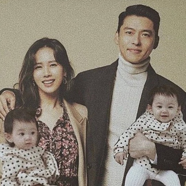 Giữa tin đồn Son Ye Jin mang thai, ảnh vợ chồng Hyun Bin bế em bé bỗng rầm rộ khắp mạng xã hội - Ảnh 8.