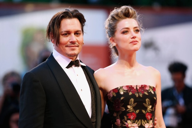 Amber Heard - Cô vợ đánh đập Johnny Depp là ai? Mỹ nhân đẹp nhất hành tinh bạo hành 2 cuộc hôn nhân, ngoại tình tay 3 với tỷ phú Twitter - Ảnh 10.