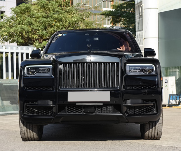 Cận cảnh siêu xe giá 60 tỷ, là biệt thự di động trên phố - Rolls-Royce Cullinan Black Badge 2022 - Ảnh 5.