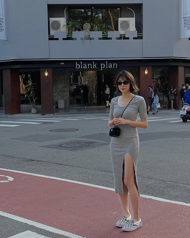 Nàng blogger Đài Loan bổ túc cách diện đồ đơn giản mà đẹp mê khi đi du lịch - Ảnh 10.