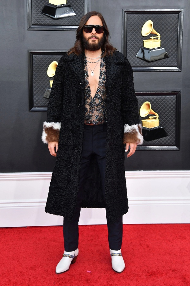 Jared Leto trong trang phục của Gucci.