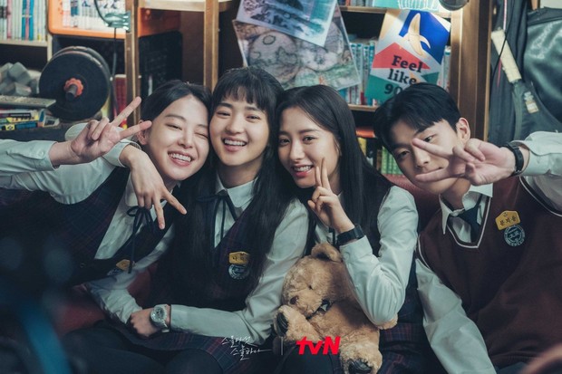 Xin tuyên bố Twenty Five, Twenty One là phim có cái kết tệ nhất xứ Hàn: Thế tóm lại bố của Min Chae là ai? - Ảnh 6. Xin tuyên bố Twenty Five, Twenty One là phim có cái kết tệ nhất xứ Hàn: Thế tóm lại bố của Min Chae là ai? - Ảnh 6.