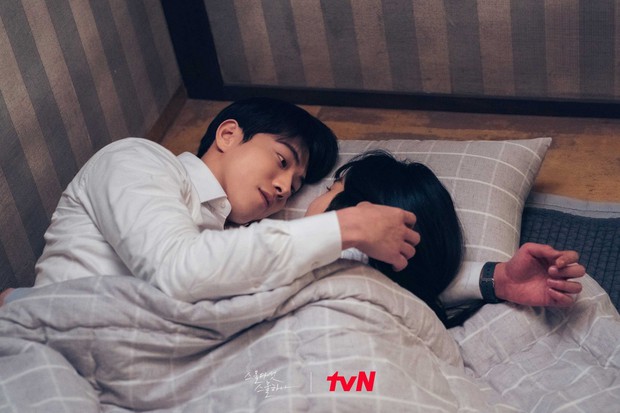 Xin tuyên bố Twenty Five, Twenty One là phim có cái kết tệ nhất xứ Hàn: Thế tóm lại bố của Min Chae là ai? - Ảnh 8. Xin tuyên bố Twenty Five, Twenty One là phim có cái kết tệ nhất xứ Hàn: Thế tóm lại bố của Min Chae là ai? - Ảnh 8.