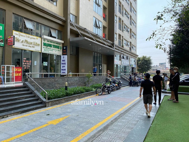 Hà Nội: Một học sinh THCS rơi tầng cao chung cư τử νσηɠ thương tâm - Ảnh 2.