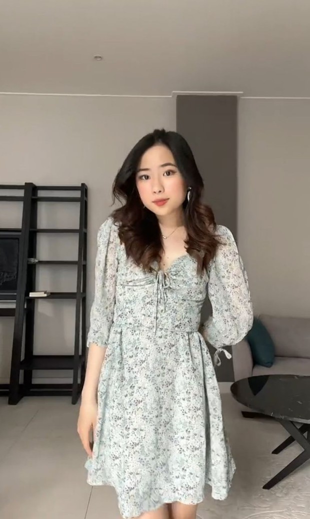 Only 30 seconds, beautiful girls TikTok lists all the summer dresses you should buy: Maxi flowers from only 200k, many items are on sale at great prices - Photo 11.