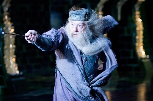 Bóc trần profile siêu khủng của người mà Harry Potter tôn thờ: Xuất sắc tới độ có cả phần phim riêng - Ảnh 1.