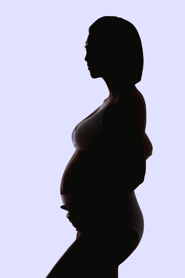 Sao nữ Vbiz vướng ồn ào tiểu tam khoe bầu to vượt mặt tháng cuối thai kỳ, hé lộ giới tính nhóc tỳ - Ảnh 3.