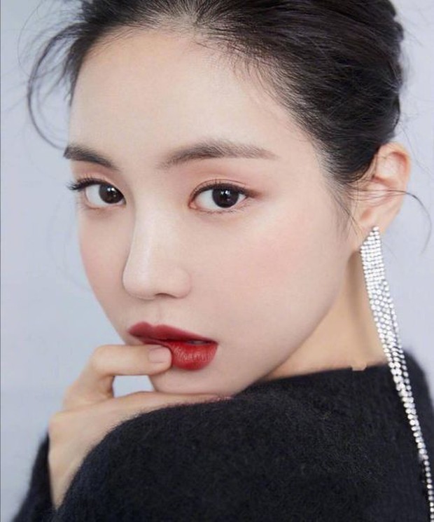 Thành viên hút fan nhất chính thức rời nhóm, tương lai APINK sẽ đi về đâu? - Ảnh 4. Thành viên hút fan nhất chính thức rời nhóm, tương lai APINK sẽ đi về đâu? - Ảnh 4.