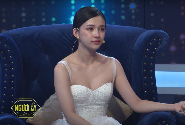 Nữ chính Người Ấy Là Ai bật khóc tiết lộ bị người cũ lừa dối nhiều lần, liền bị nhắc nhở: Khóc ít thôi! - Ảnh 2. Nữ chính Người Ấy Là Ai bật khóc tiết lộ bị người cũ lừa dối nhiều lần, liền bị nhắc nhở: Khóc ít thôi! - Ảnh 2.