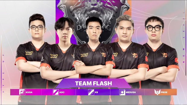 Flazer thất vọng tràn trề khi Team Flash thua sấp mặt trước V Gaming, ProE lại lên tiếng xin lỗi - Ảnh 1.