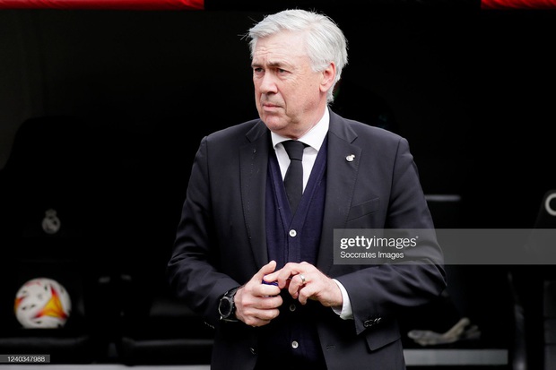 Vùi dập không thương tiếc đội chiếu dưới, Real Madrid vô địch La Liga đầy hoành tráng - Ảnh 1. Vùi dập không thương tiếc đội chiếu dưới, Real Madrid vô địch La Liga đầy hoành tráng - Ảnh 1.