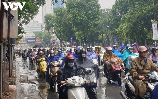 Thời tiết ngày 11/5: Cả nước có mưa rào và giông - Ảnh 1. Thời tiết ngày 11/5: Cả nước có mưa rào và giông - Ảnh 1.