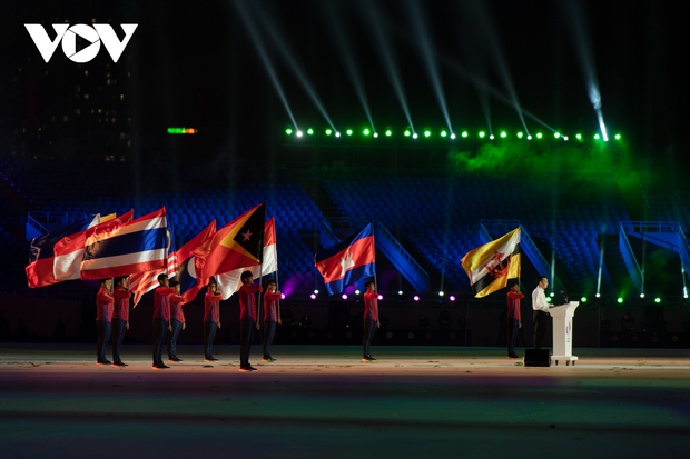 Trực tiếp Lễ khai mạc SEA Games 31: Vì một Đông Nam Á mạnh mẽ hơn - Ảnh 2. Trực tiếp Lễ khai mạc SEA Games 31: Vì một Đông Nam Á mạnh mẽ hơn - Ảnh 2.