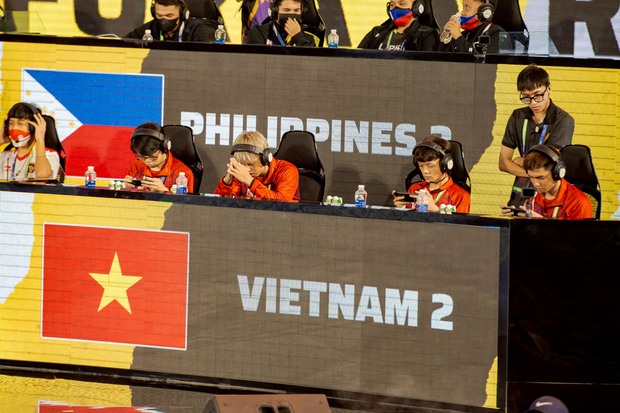 Tổng hợp ngày thi đấu đầu tiên của Esports Việt tại SEA Games 31: Tốc Chiến nam thắng hủy diệt, Free Fire gây thất vọng - Ảnh 5.
