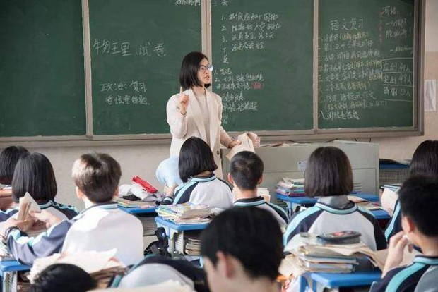 Giáo sư nổi tiếng thẳng thắn khuyên phụ huynh đừng cho con tham gia KIỂU LỚP này: Tốn tiền bạc, không giúp ích tương lai! - Ảnh 2. Giáo sư nổi tiếng thẳng thắn khuyên phụ huynh đừng cho con tham gia KIỂU LỚP này: Tốn tiền bạc, không giúp ích tương lai! - Ảnh 2.