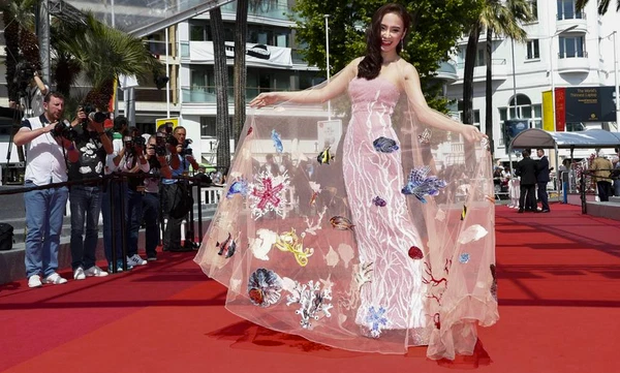 Sao Việt và những màn xuất hiện khuynh đảo thảm đỏ LHP Cannes - Ảnh 8. Sao Việt và những màn xuất hiện khuynh đảo thảm đỏ LHP Cannes - Ảnh 8.