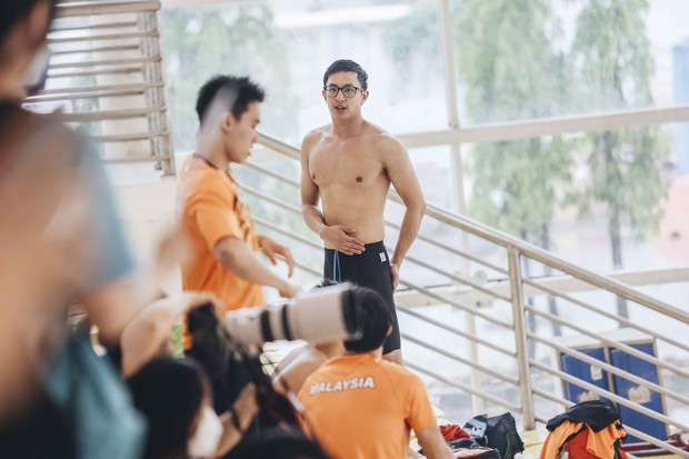 Dàn nam thần vận động viên bơi lội SEA Games 31: Làm dậy sóng bởi những sải tay khỏe khoắn, sắc vóc thu hút mọi ánh nhìn - Ảnh 10. Dàn nam thần vận động viên bơi lội SEA Games 31: Làm dậy sóng bởi những sải tay khỏe khoắn, sắc vóc thu hút mọi ánh nhìn - Ảnh 10.