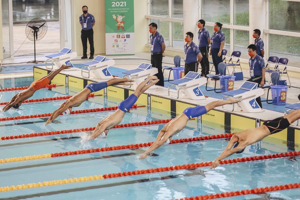 Dàn nam thần vận động viên bơi lội SEA Games 31: Làm dậy sóng bởi những sải tay khỏe khoắn, sắc vóc thu hút mọi ánh nhìn - Ảnh 1. Dàn nam thần vận động viên bơi lội SEA Games 31: Làm dậy sóng bởi những sải tay khỏe khoắn, sắc vóc thu hút mọi ánh nhìn - Ảnh 1.