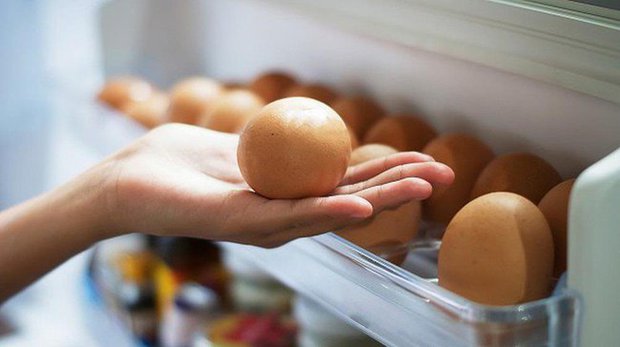 99% chị em sai lầm khi bảo quản trứng ở vị trí này, biến tủ lạnh thành ổ lây nhiễm vi khuẩn - Ảnh 5.