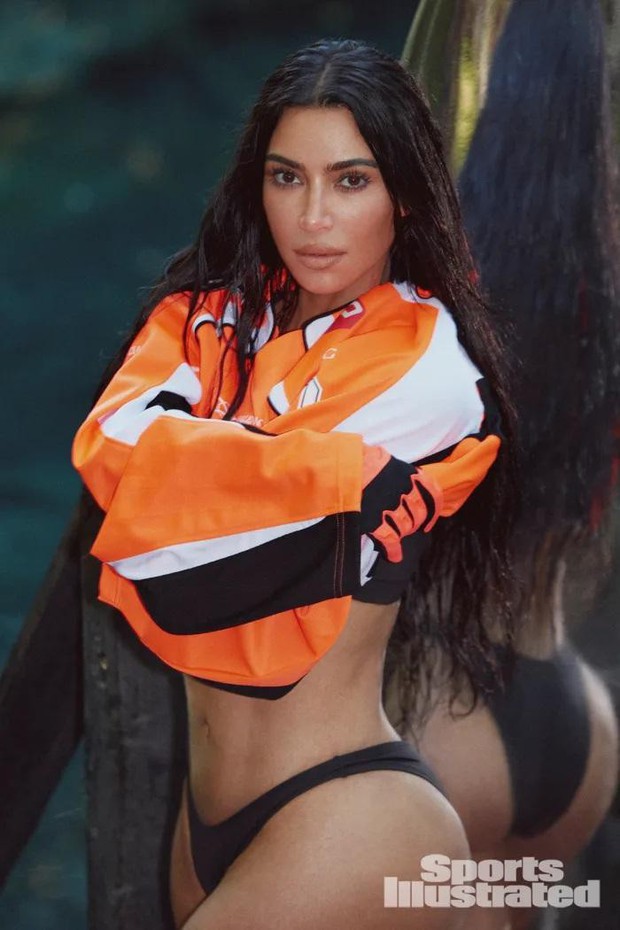 Kim Kardashian, mẹ tỷ phú Elon Musk lên bìa tạp chí áo tắm hot nhất hành tinh - Ảnh 5.