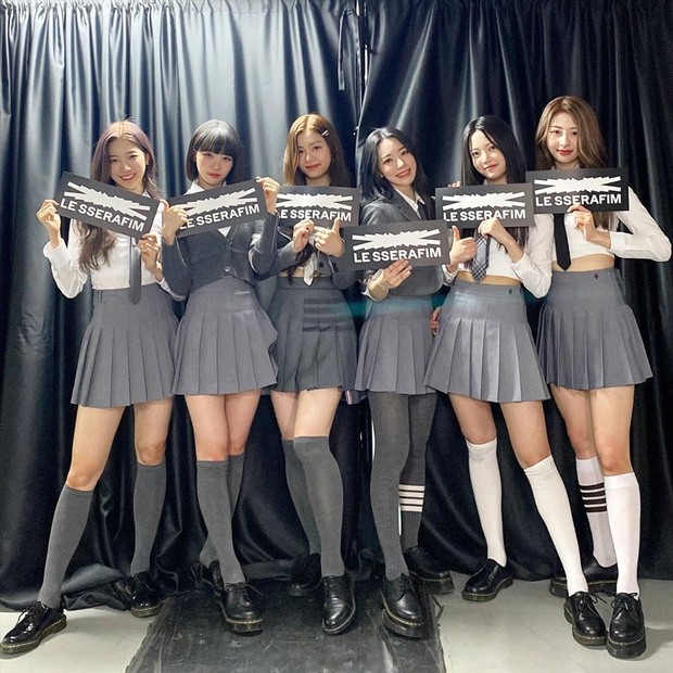 Tập đoàn HYBE cố chấp bảo vệ nữ idol vướng lùm xùm bạo lực học đường, BTS nằm không cũng dính đạn - Ảnh 9.