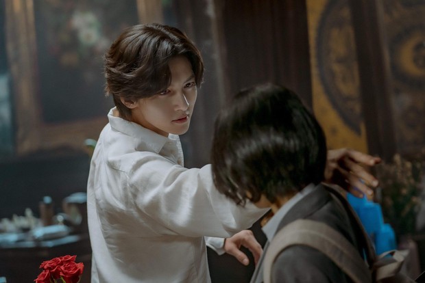 Hội diễn viên Hàn đang trên đà tụt dốc: Song Hye Kyo liên tục chọn sai kịch bản, còn kéo theo cả tình trẻ nữa này - Ảnh 6.