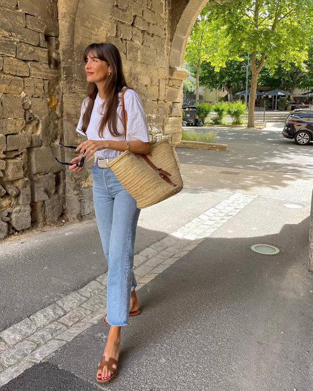 Quý cô người Pháp diện quần jeans ống đứng xuyên mùa hè, gợi ý 11 cách mặc siêu hợp nàng 30+ - Ảnh 3.